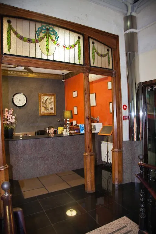 Guest house Hostal Paris Barcelona