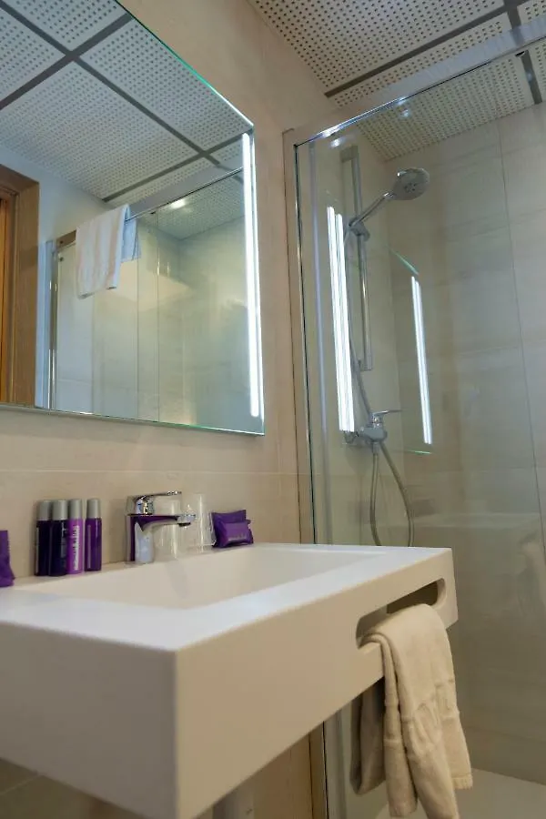 Hostal Paris Barcelona 0*,  Spain