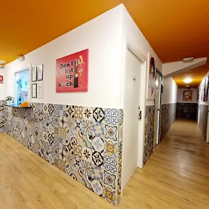 Хостел Arc House, Барселона