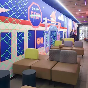 Хостел Ideal Youth, Барселона