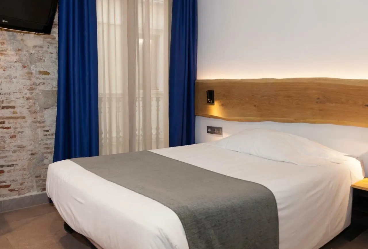 Guest house Hostal Paris Barcelona Spain