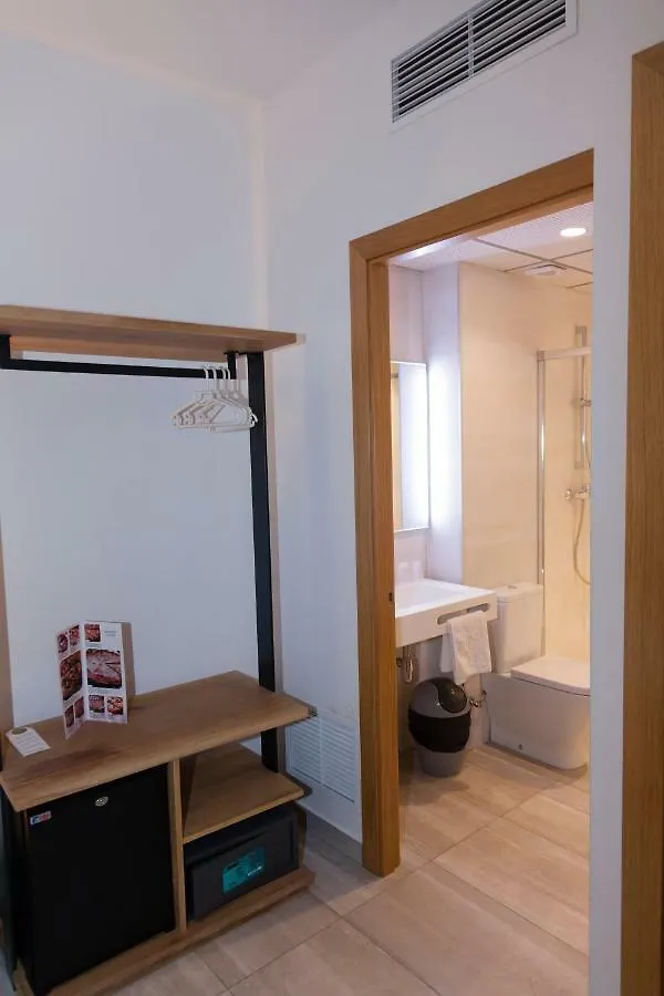 Hostal Paris Барселона Испания