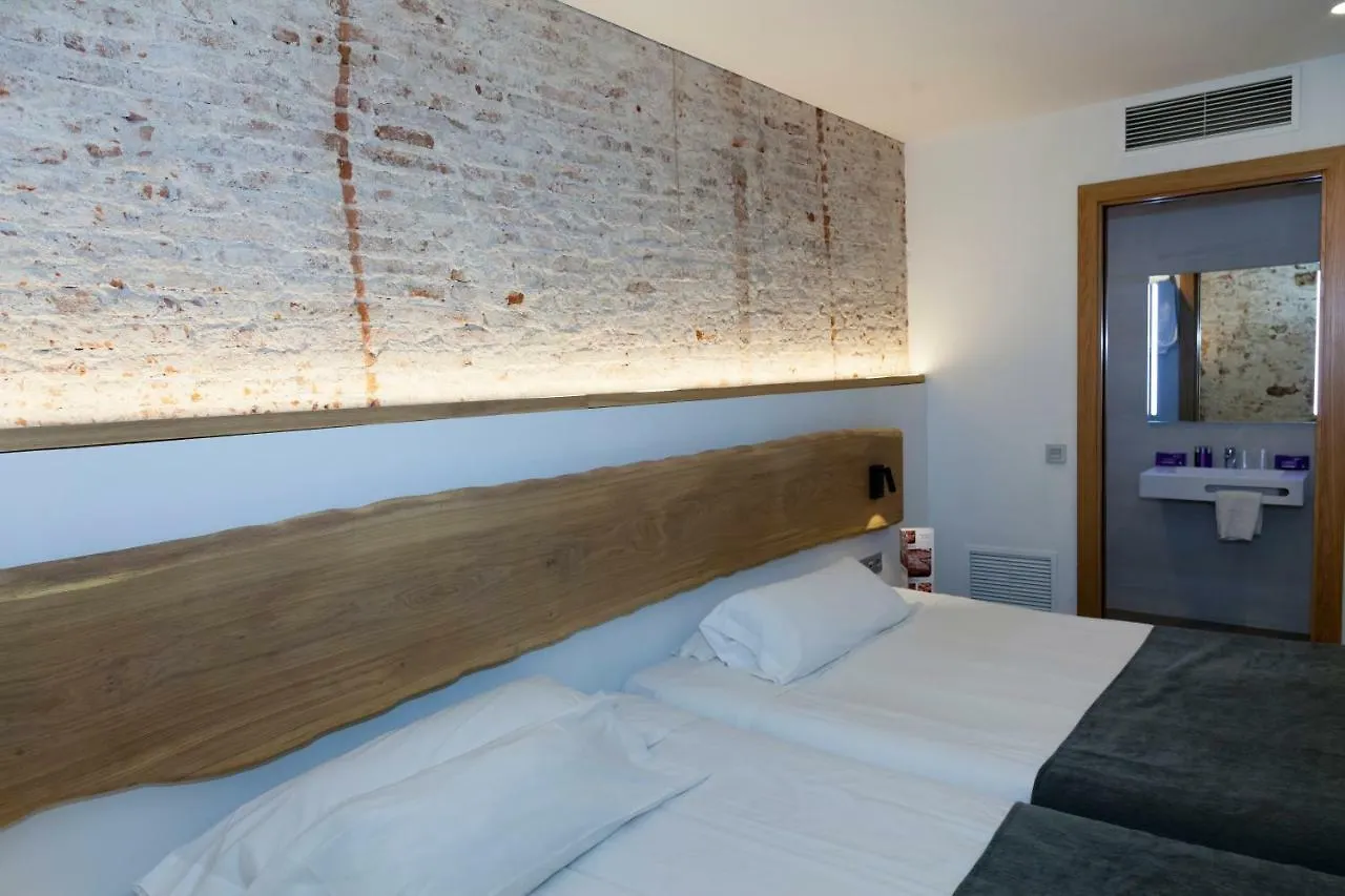 Guest house Hostal Paris Barcelona Spain
