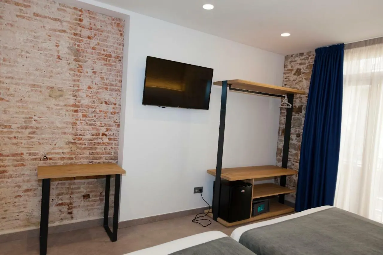 Guest house Hostal Paris Barcelona