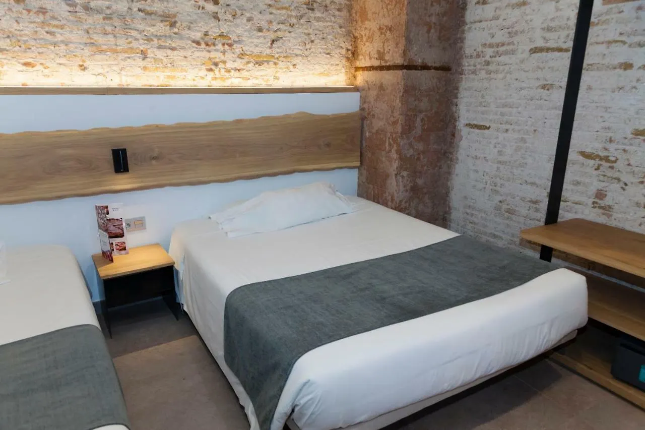 Hostal Paris Barcelona Spain